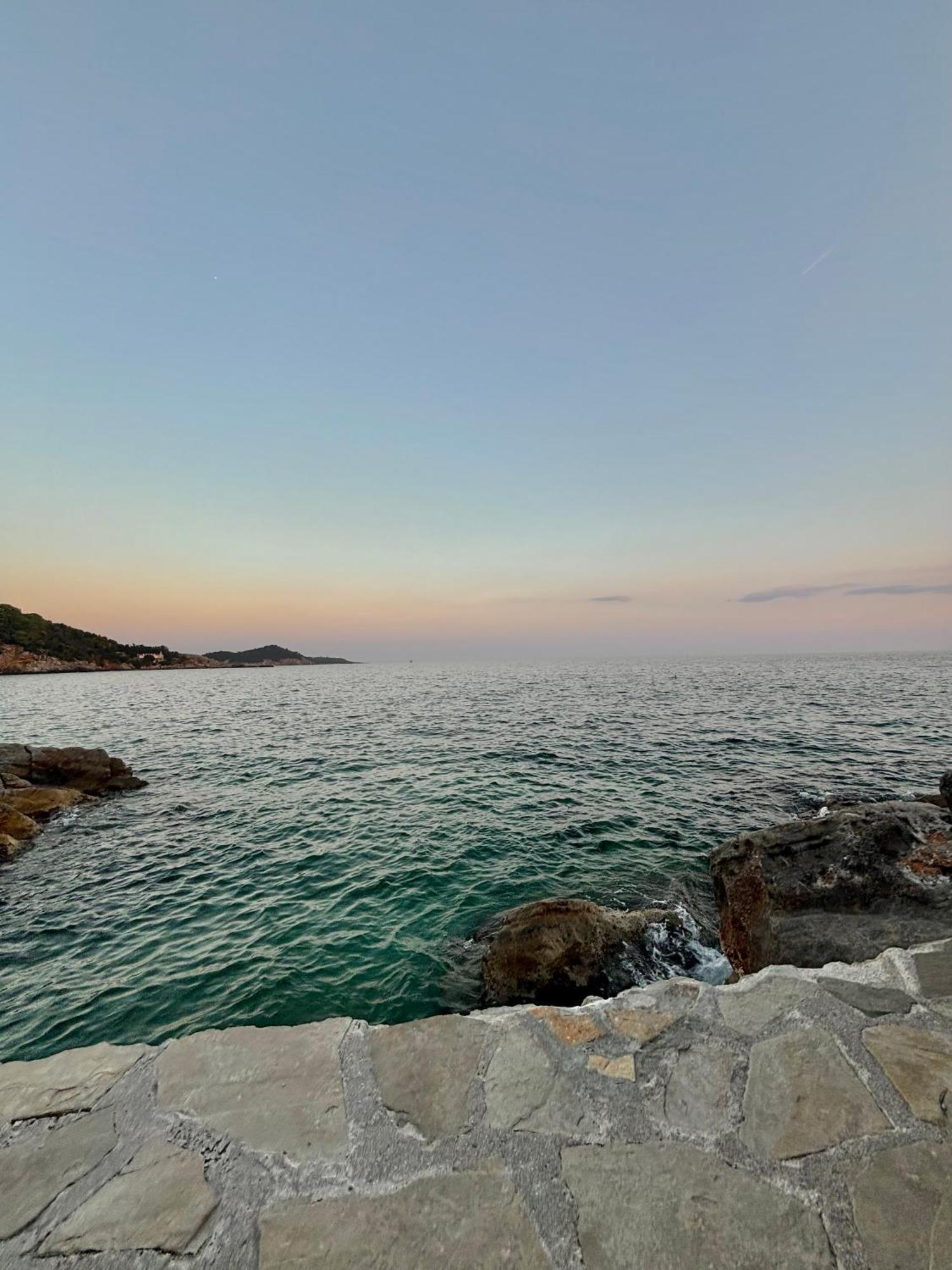 Bliss Apartment Near Bellevue Beach Dubrovnik Exterior foto